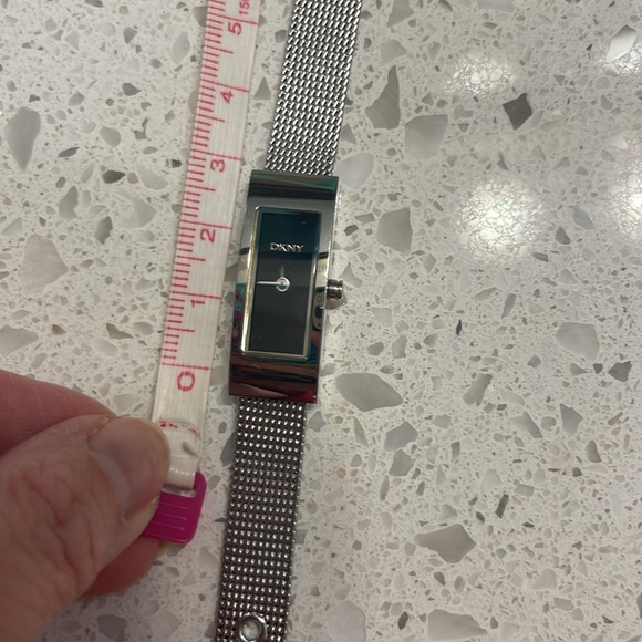 Authentic DKNY ladies bracelet watch mesh band - Picture 11 of 15